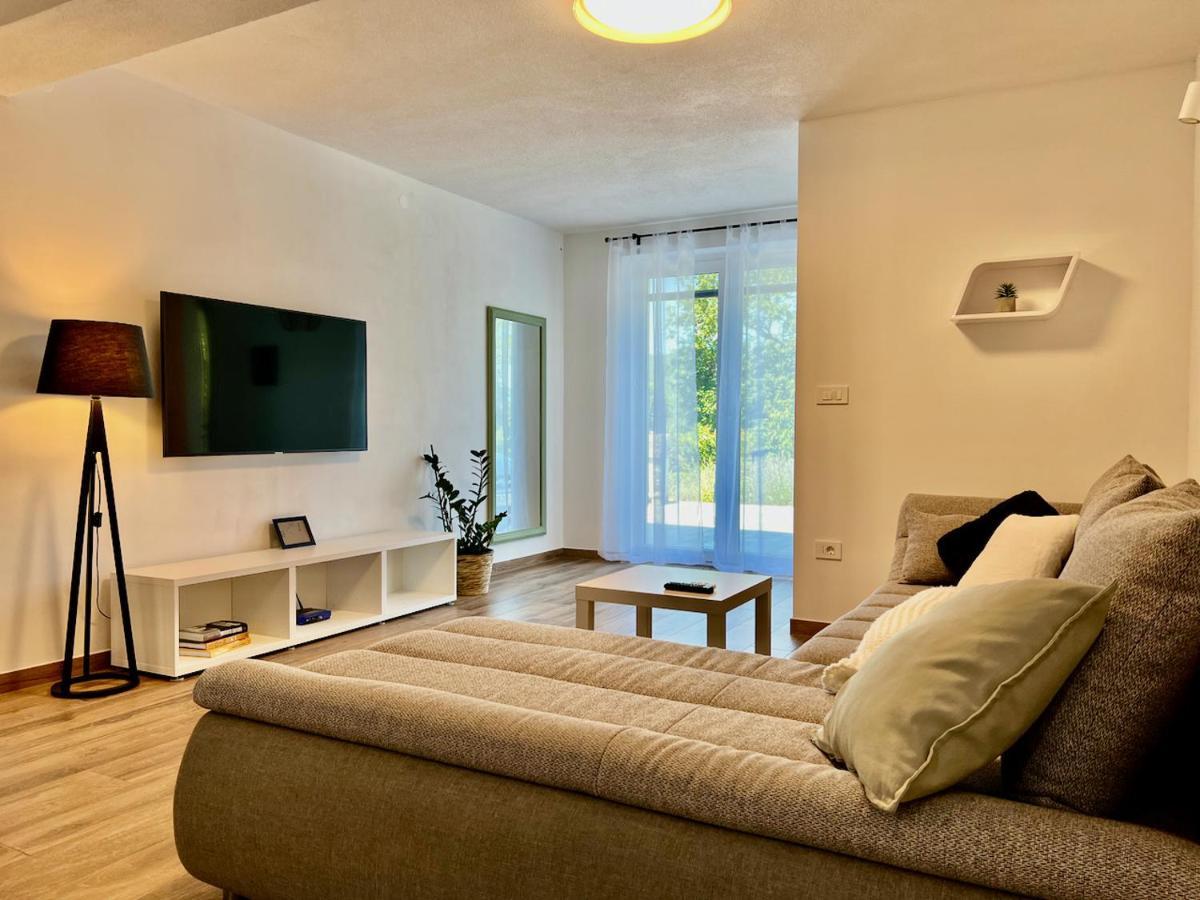 Apartment Zen Zgornje Skofije Esterno foto